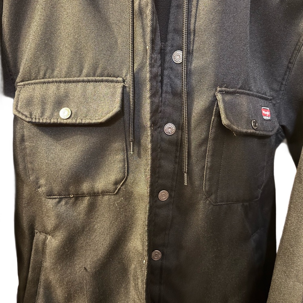 Wrangler Men's Black Hooded Shirt Jacket - Picture 2 of 7